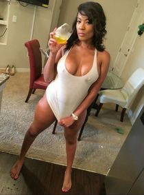 riley mae lewis nude